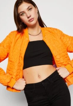 Noisy May Nmvivi- Bomberjacks - Vibrant Orange -Dameskleding 05469f1b49dc46118323447dff14832d