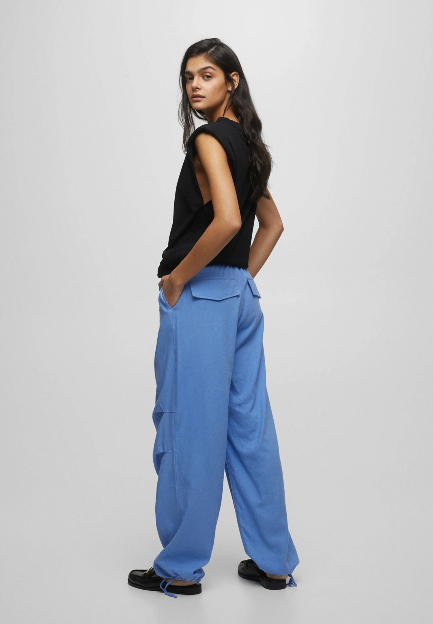 PULL & BEAR Flowing Parachute - Trainingsbroek - Blue 5 PULL & BEAR Flowing Parachute - Trainingsbroek - Blue - Afbeelding 3