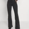 Lee Breese - Flared Jeans - Washed Black -Dameskleding 0c0d20b80ccf41ad859f1db99540b383