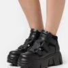 Steve Madden Trimmers - Sneakers Hoog - Black 1 Steve Madden Trimmers - Sneakers Hoog - Black -Dameskleding 1130d9d36dbb4ea0b0fde4caefce75f6