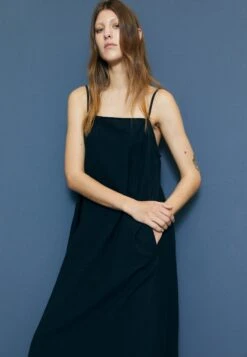Minimum Vikilino - Maxi-Jurk - Black 11 Minimum Vikilino - Maxi-Jurk - Black -Dameskleding 1435afdd3f1d42c6886e45b6f4ada1cb