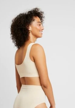 Magic Bodyfashion Comfort Bra - Bustier - Nude 9 Magic Bodyfashion Comfort Bra - Bustier - Nude -Dameskleding 22e5b1375dc8427e8bffbfac02e66caa