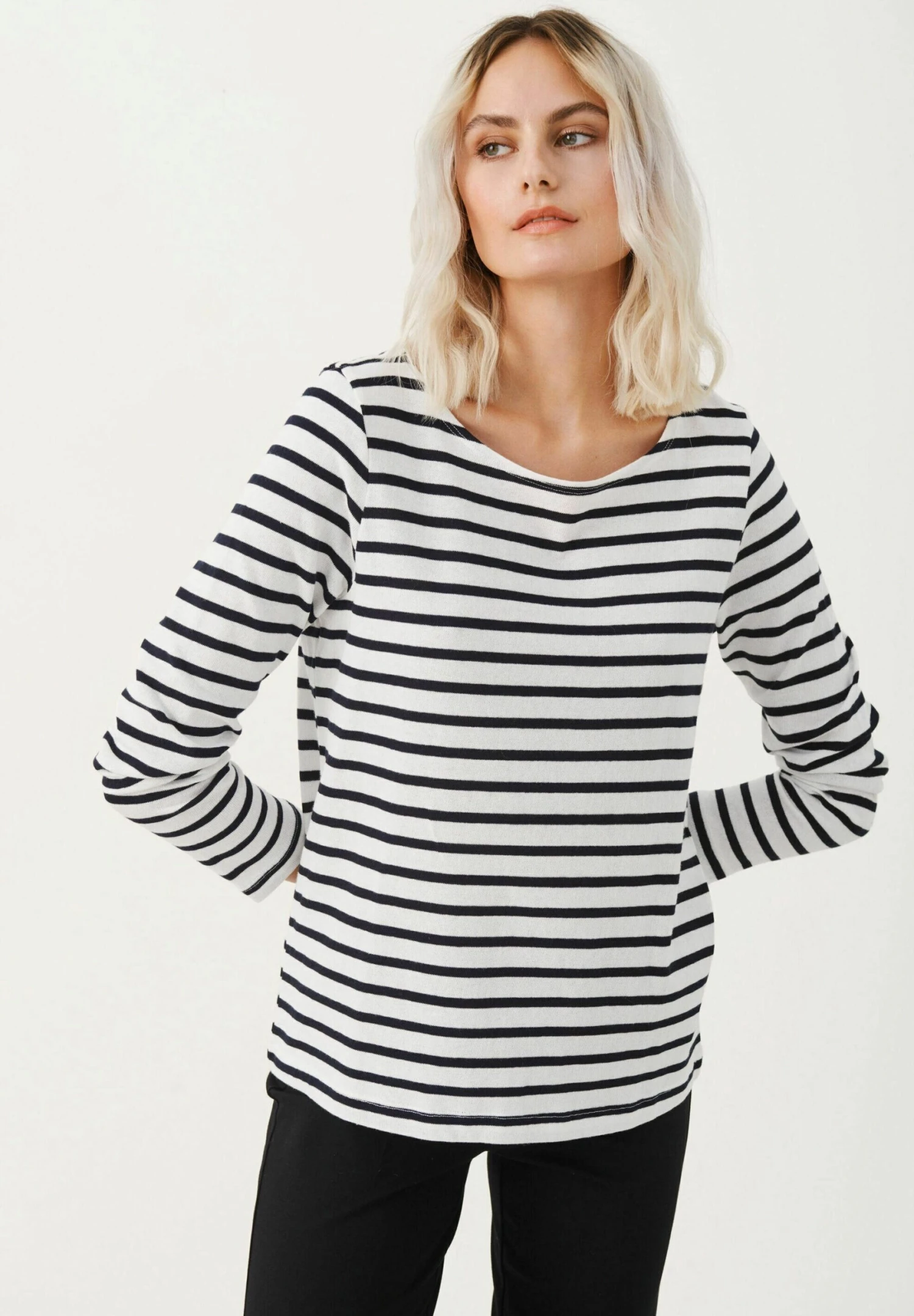Part Two Vinka - Longsleeve - Dark Navy Stripe 3 Part Two Vinka - Longsleeve - Dark Navy Stripe