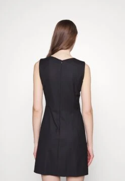 MAX & Co. Newyork - Etui-Jurk - Black 10 MAX & Co. Newyork - Etui-Jurk - Black -Dameskleding 40392091a3d74bcebd6472ea8fbec2ce