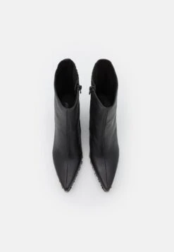 Jeffrey Campbell Walton - Cowboy-/Bikerlaarsjes - Black 13 Jeffrey Campbell Walton - Cowboy-/Bikerlaarsjes - Black -Dameskleding 40b7c2b7fd2041189a47bba59c125dd5