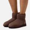 Ugg Classic Mini - Korte Laarzen - Burnt Cedar -Dameskleding 4349a1a510f444f49be256228a69fb77