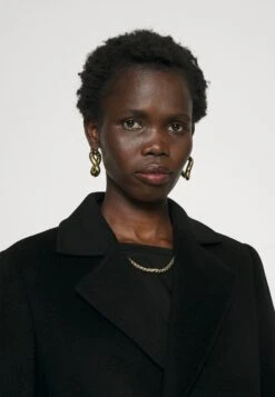 MAX & Co. Longrun - Mantel - Black -Dameskleding 520a4036f05540268b6a799919c84252