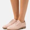 Veterschoenen - Rose Gold -Dameskleding 5e9f2af9ccbc4aa69090680c562c61d9