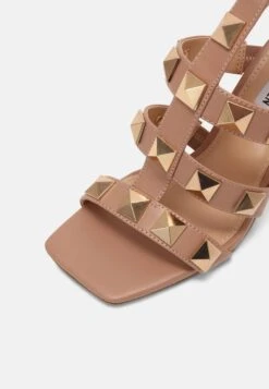 Steve Madden Capri - Sandalen - Nude -Dameskleding 651110374baa4a95834595cb115f1df3