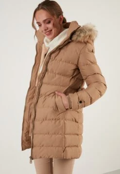 LELA Regular Fit - Winterjas - Camel -Dameskleding 65e5474a46574fcfb2ed6459accf61fb