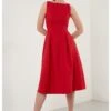 LELA Crew Neck Pleated Midi - Cocktailjurk - Red -Dameskleding 81b8c424a7a6494bb0a4e77180bdbdf1