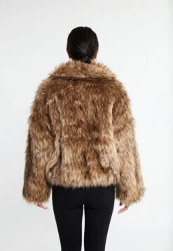 Faina Dulcey - Winterjas - Braun -Dameskleding 85a8217e007644a8a56b4a449d8f6042