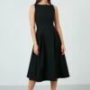 LELA Crew Neck Pleated Midi - Cocktailjurk - Black -Dameskleding 88fadde8c5574f7196cae8e6da58af31