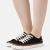 Wide Fit - Sneakers Laag - Black -Dameskleding 8964a51c6eb948ccb5aab18a72be790d
