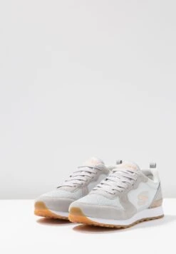 Skechers Sneakers Laag - Light Grey -Dameskleding 89756819b6fd4f58bd9ce05f64e255b5