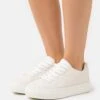 Sneakers Laag - Off-White -Dameskleding 8b68bf586f1a40e183058872237ec298