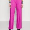 Patrizia Pepe Pantaloni Trousers - Broek - Orchid Purple 1 Patrizia Pepe Pantaloni Trousers - Broek - Orchid Purple -Dameskleding 91cb75355fb74e2f8905f7a61e6022a9