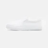 YOURTURN Unisex - Instappers - White -Dameskleding a14a53b90f5f459baf36be4845aa3e61