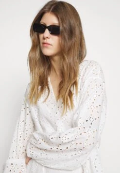 Minimum Pilma - Maxi-Jurk - White 15 Minimum Pilma - Maxi-Jurk - White -Dameskleding a26305ad1bce444ab42b9d0b102761d2