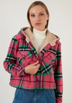 LELA Regular Fit - Jas - Fuchsia 14 LELA Regular Fit - Jas - Fuchsia -Dameskleding a8898e2a63204f299a1774a98a237bf2