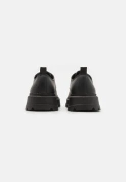 YOURTURN Unisex - Veterschoenen - Black -Dameskleding aaae83047a954d1aab81392769433db6