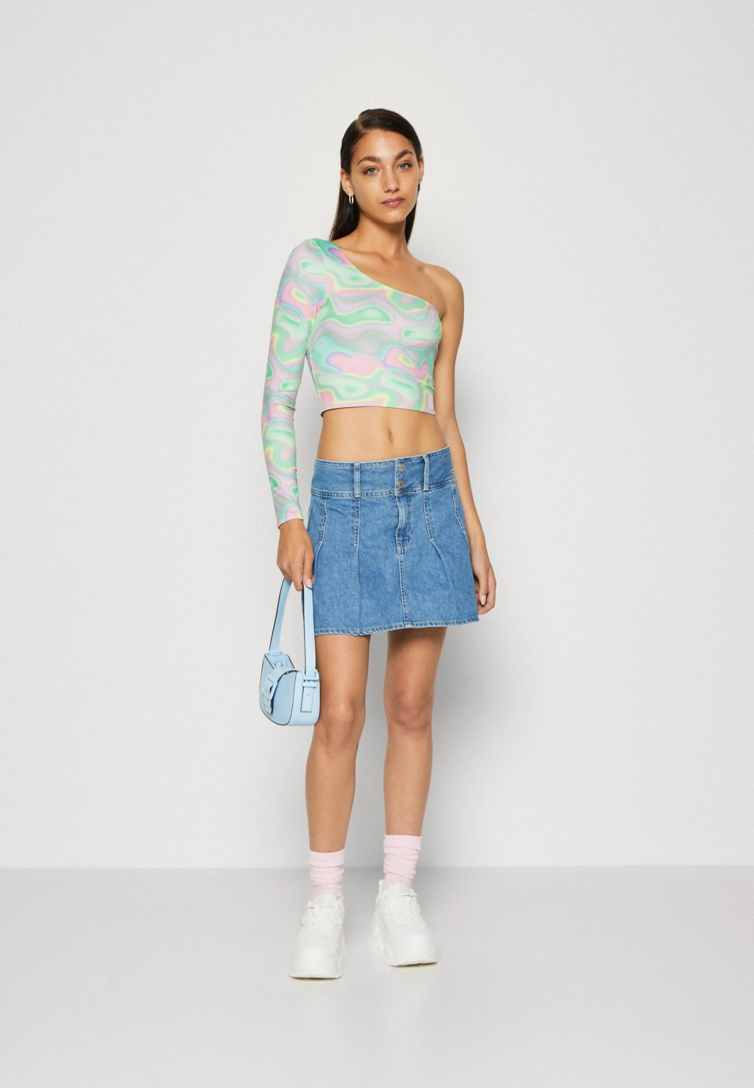 Monki Top - Gasoline 4 Monki Top - Gasoline - Afbeelding 2