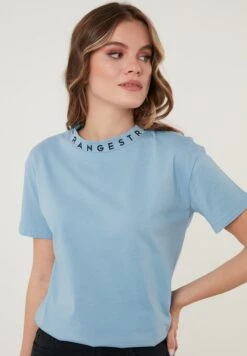 LELA Regular Fit - T-Shirt Print - Baby Blue 9 LELA Regular Fit - T-Shirt Print - Baby Blue -Dameskleding af25ab589cf54923a623472e1a2bf7f5