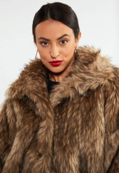 Faina Dulcey - Winterjas - Braun -Dameskleding af5981b9802a4b5b8f77e55fa77e6624