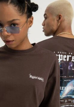 YOURTURN Unisex - T-Shirt Print - Brown -Dameskleding b270f5ee5256471e8d6136cf0f52e201