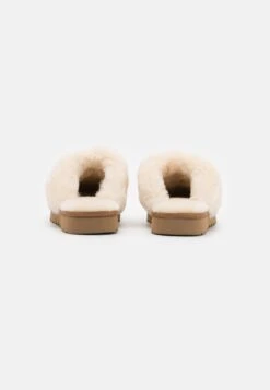 Ugg Cozy - Pantoffels - Cream -Dameskleding b5571a74f6324f21a1659713442b57c9