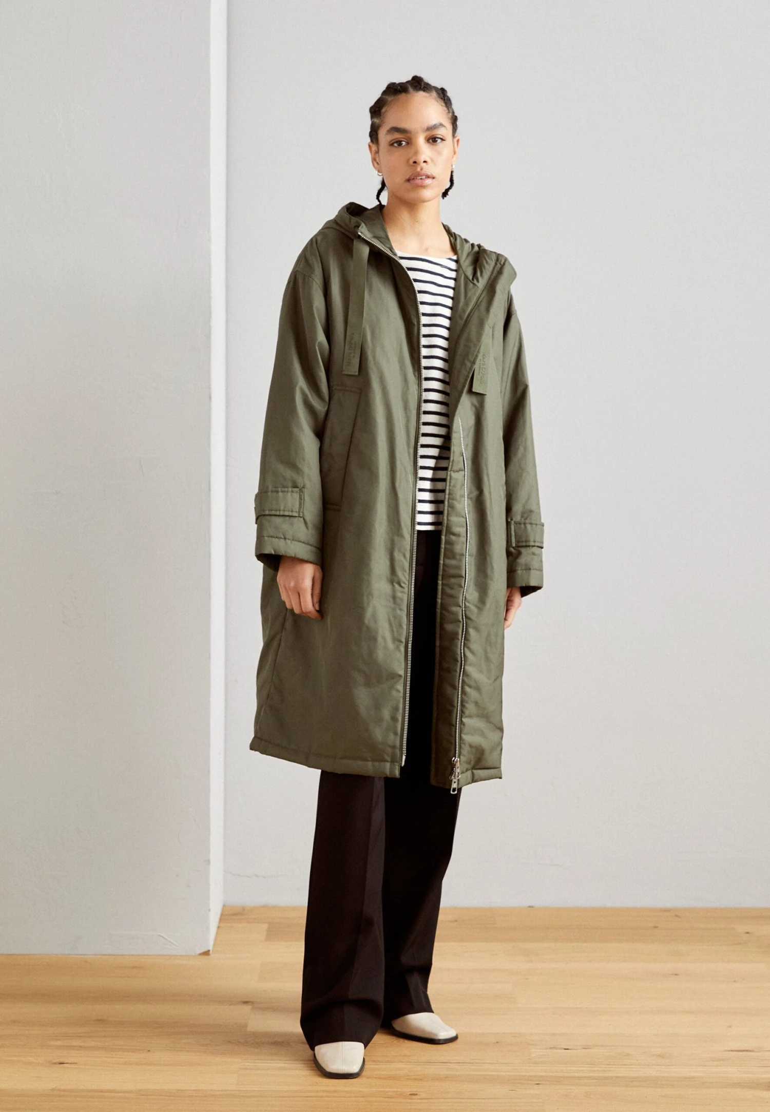 Marc O'Polo Coat Long Padded Fixed Hood Zipper Drawstring Waist - Parka - Olive Crop 4 Marc O'Polo Coat Long Padded Fixed Hood Zipper Drawstring Waist - Parka - Olive Crop - Afbeelding 2