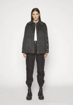 Sandro Oversize Double Face Coat With Eyelet - Halflange Jas - Gris Foncé 13 Sandro Oversize Double Face Coat With Eyelet - Halflange Jas - Gris Foncé -Dameskleding d1788a61fcc14b19a7e93c77ce13ac00