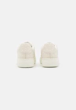 Sneakers Laag - Off-White -Dameskleding d3b67d0bf0f5472984c10fecfec1cafd