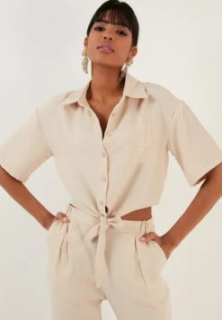 LELA Regular Fit - Overhemdblouse - Stone 11 LELA Regular Fit - Overhemdblouse - Stone -Dameskleding d67a210e9a0242fcaf535070921a6a90