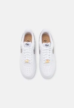 Nike Sportswear Womens Air Force 1 Lx 2 - Sneakers Laag - White/Hemp/Black -Dameskleding d8155f74c83e4ad8a4177e9503370333