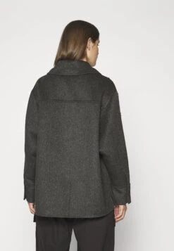Sandro Oversize Double Face Coat With Eyelet - Halflange Jas - Gris Foncé 12 Sandro Oversize Double Face Coat With Eyelet - Halflange Jas - Gris Foncé -Dameskleding d8624e8f782446959d317fa3838013ec