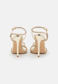 Steve Madden Implicit - Sandalen Met Hoge Hak - Gold 11 Steve Madden Implicit - Sandalen Met Hoge Hak - Gold -Dameskleding dbdc72082a8546dcb0d57284637955b2