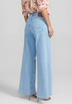 Mos Mosh Hailee Boyd - Bootcut Jeans - Light Blue -Dameskleding e4e9147e1aa24feab81f7ae7ca32bc1d