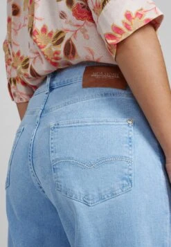 Mos Mosh Hailee Boyd - Bootcut Jeans - Light Blue -Dameskleding e6ce3dc69f9e47569e608fe7648d703d