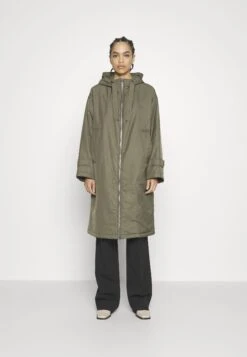Marc O'Polo Coat Long Padded Fixed Hood Zipper Drawstring Waist - Parka - Olive Crop 13 Marc O'Polo Coat Long Padded Fixed Hood Zipper Drawstring Waist - Parka - Olive Crop -Dameskleding e8301f35293c4838b1beeb8452123219