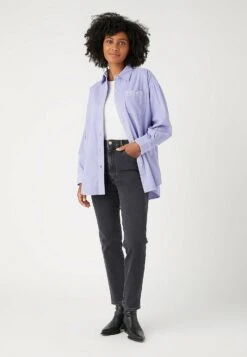 Wrangler Walker - Slim Fit Jeans - Black -Dameskleding e85d2ad4eb484e0db32ada77d5e88830