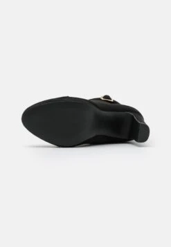 Veterboots - Black -Dameskleding e966ef61a78146d08fc867219b17d91c