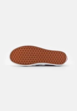 Vans Classic Slip On - Instappers - Pastel Pink 12 Vans Classic Slip On - Instappers - Pastel Pink -Dameskleding f066edb057304c9f84d070c57a44769d