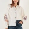 LELA Blouse - White 2 LELA Blouse - White -Dameskleding f0ef1dc2e8e241c2a5b004eec4628d80